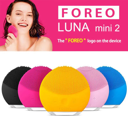 Luna Mini Sonic Facial Brush